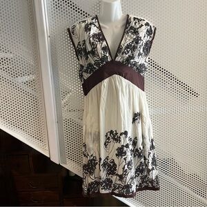 Lucca 100% cotton Vee Neck Abstract Print Floral Dress Size Small Brown White